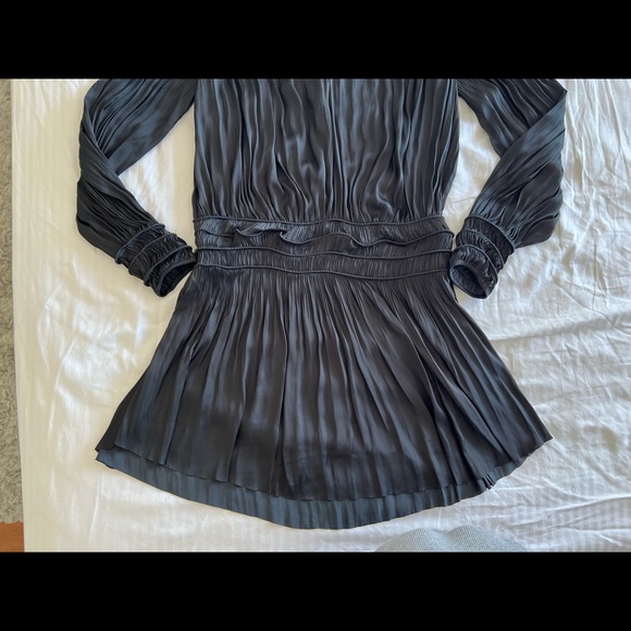 FRAME Women’s Pleated Pleat V Neck Long Sleeve Dress Smocked Black Size XS New - Picture 10 of 16